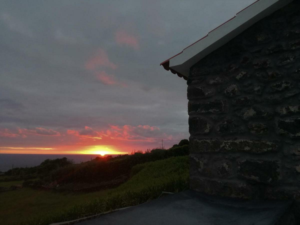 Melo's Place Madalena (Azores)