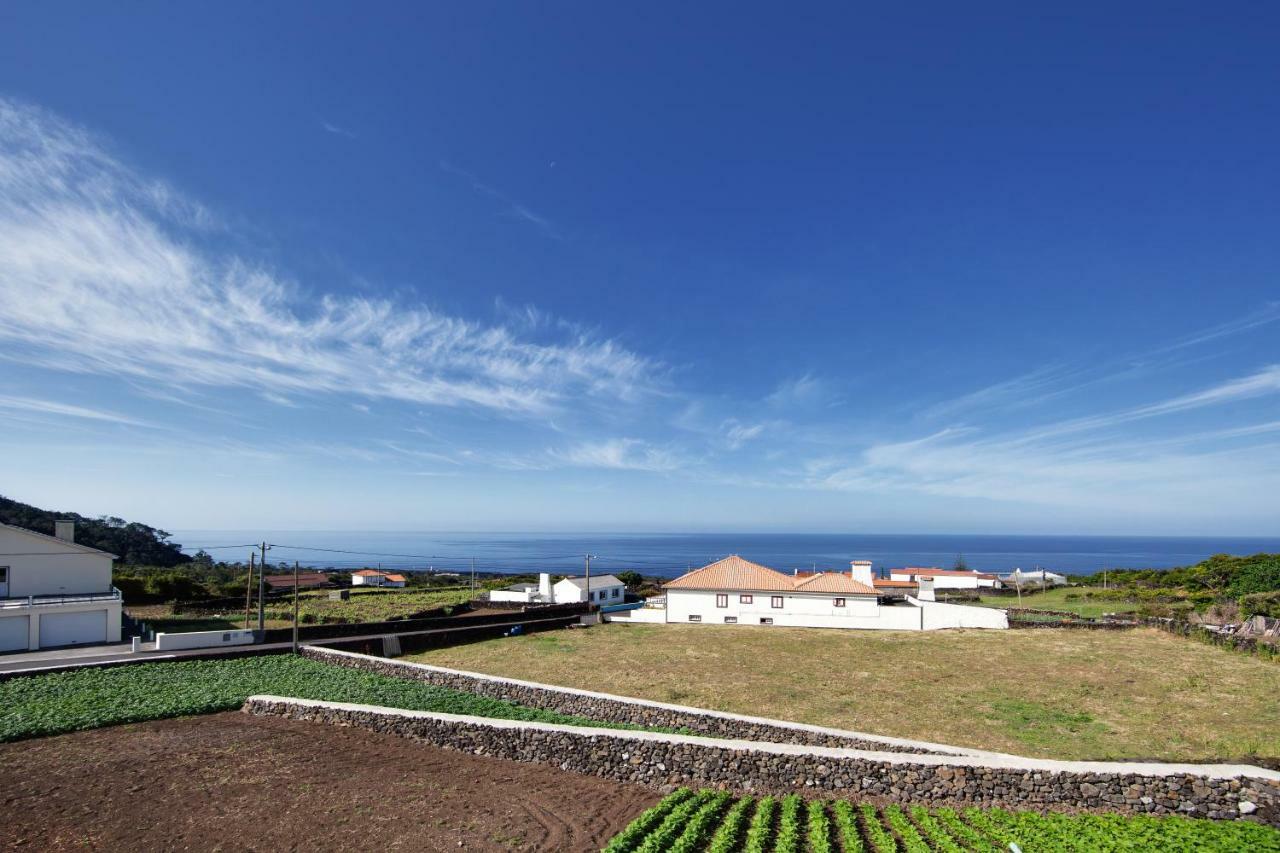 Melo's Place Madalena (Azores)